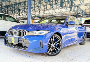 320i